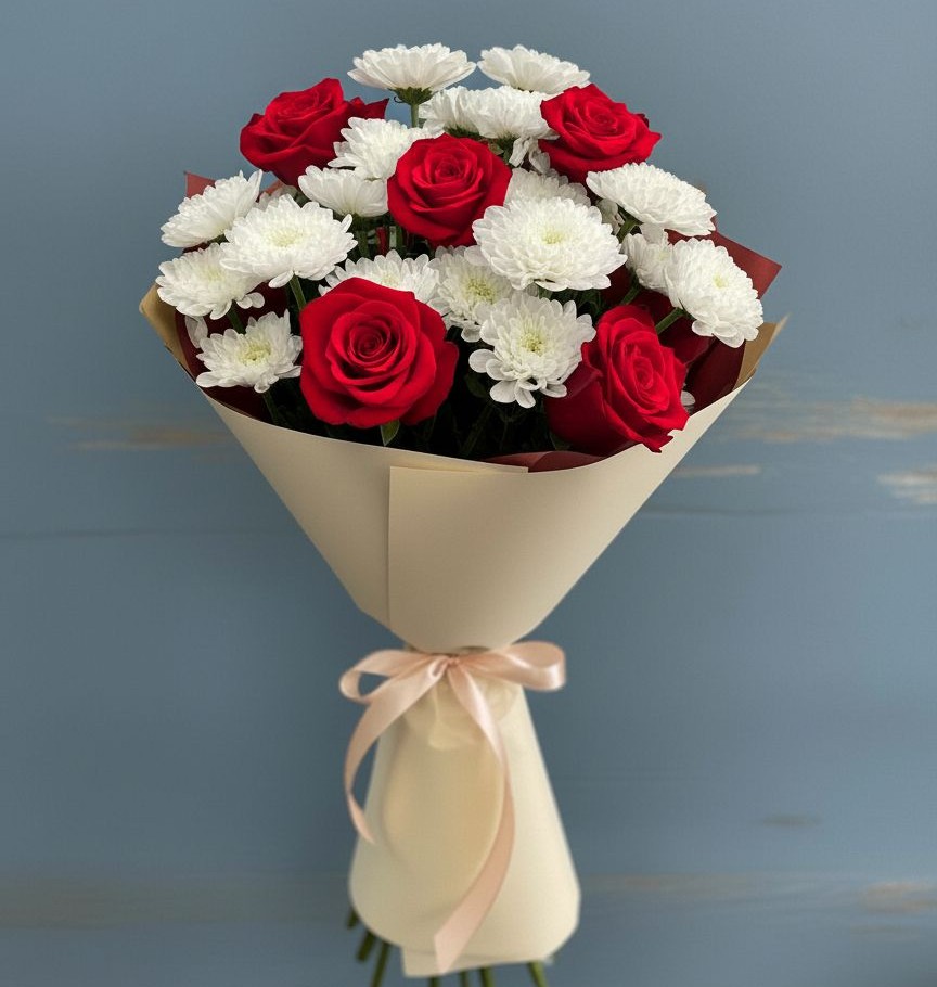 Букет цветов из: Розы и Хризантемы в Серове Свердловская область