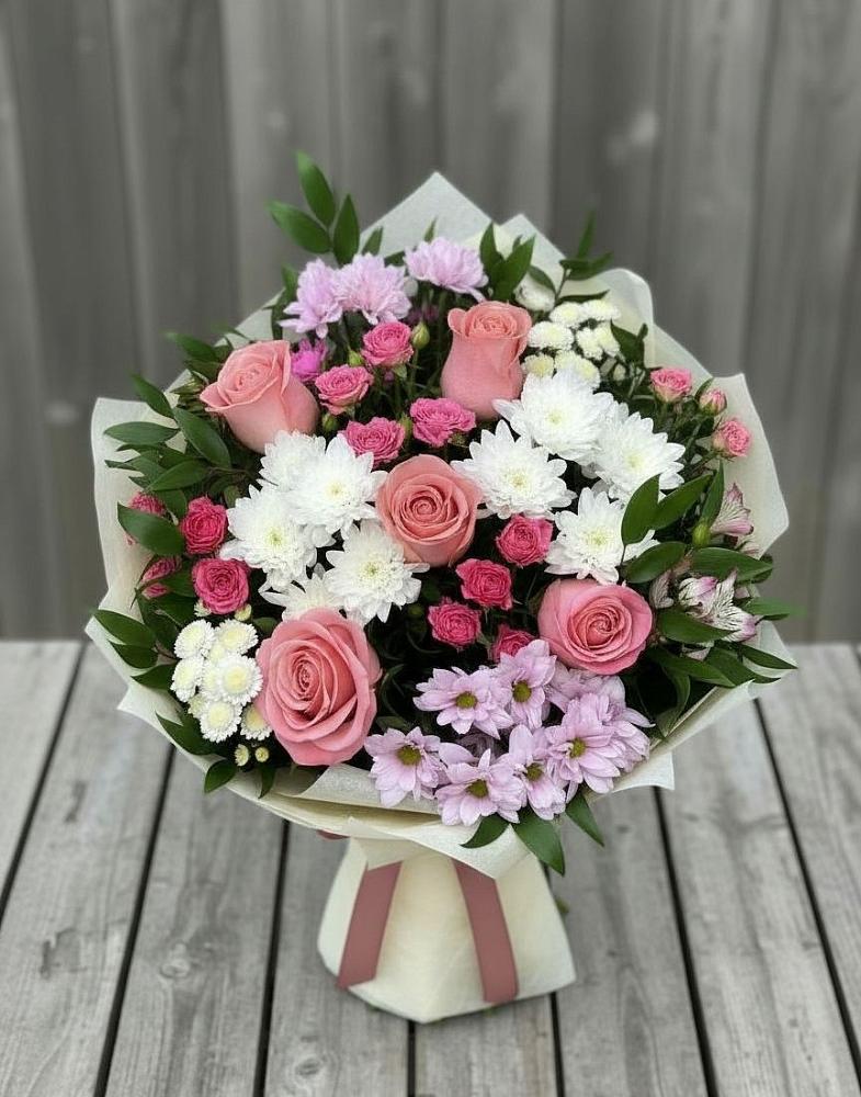 Букет цветов из: Альстромерии, Гвоздики, Розы и Хризантемы в Серове Свердловская область