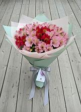 Букет цветов из:  Альстромерии в Серове Свердловская область