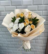 Букет цветов из:  Розы и Хризантемы в Серове Свердловская область