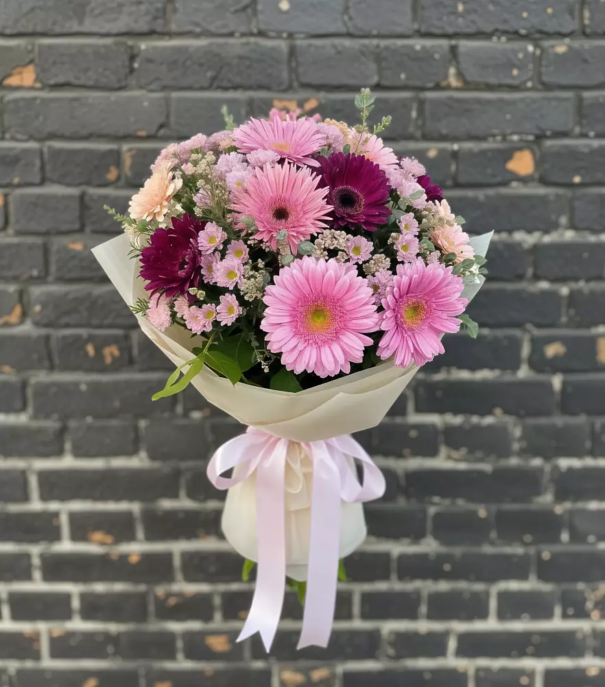 Букет цветов из: Герберы и Хризантемы в Серове Свердловская область