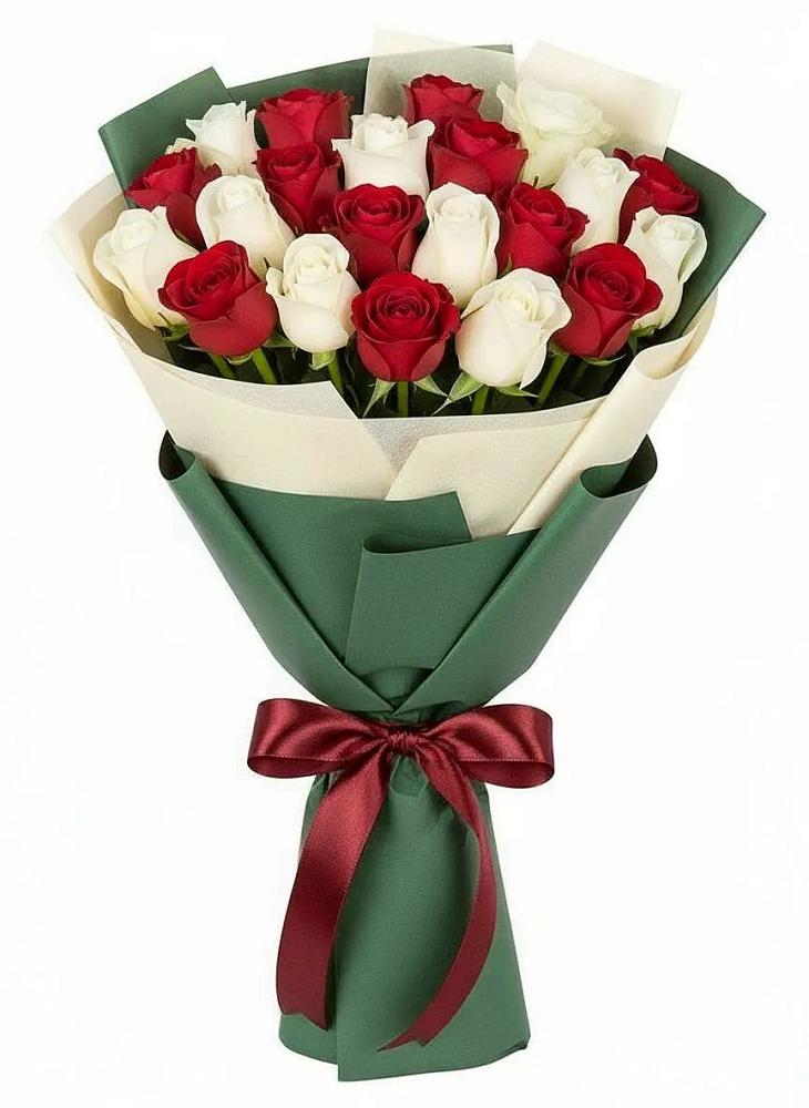Букет Микс из красных и белых роз в Серове Свердловская область