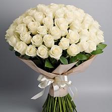 Букет 101 беля роза Белоснежка в Серове Свердловская область