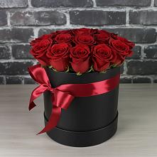Цветочная композиция из Розы в шляпной коробке #REPLACE_PRED# Серове Свердловская область