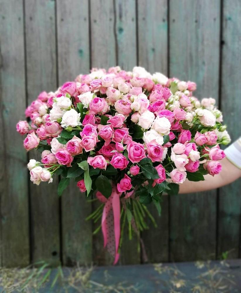 Букет Розовые кустовые розы Натали и Лав Лидия в Серове Свердловская область