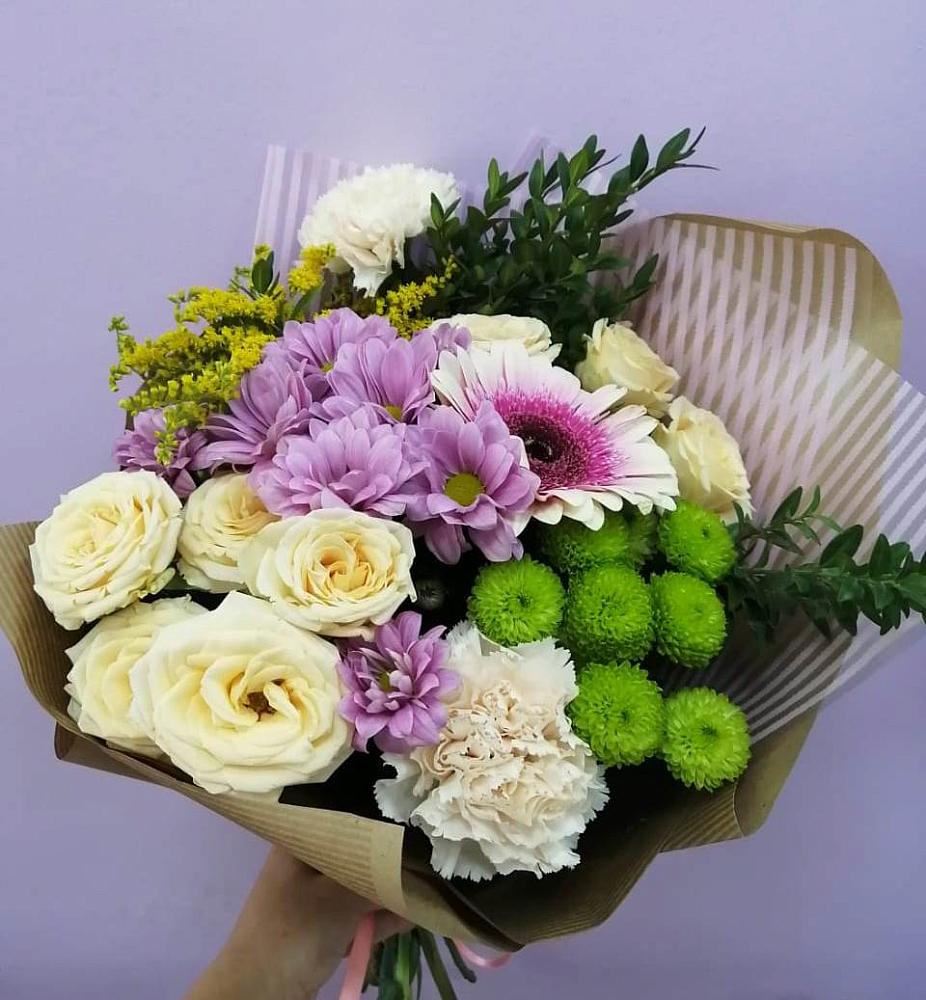 Букет цветов из: Хризантемы, Розы, Гвоздики и Герберы в Серове Свердловская область