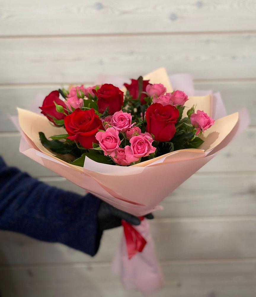 Букет цветов из: Розы в Серове Свердловская область