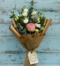 Букет цветов из:  Розы и Лизиантусы в Серове Свердловская область